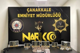 bilecik-haber_canakkale-de-uyusturucu-operasyonunda-yakalanan-3-zanli-tutuklandi-48306.jpg