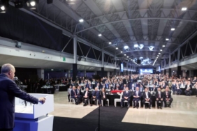 bilecik-haber_cumhurbaskani-erdogan-btso-ekonomiye-deger-katanlar-49-odul-toreni-nde-konustu-1-52948.jpg
