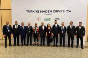 bilecik-haber_demir-export-turkiye-maden-zirvesi-nde-iki-odul-birden-kazandi-49400.jpg