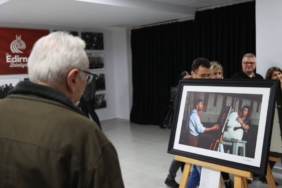 bilecik-haber_edirne-de-efod-un-siirden-fotografa-sergisi-acildi-48150.jpg