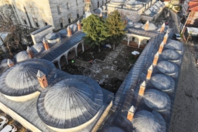 bilecik-haber_edirne-de-restorasyonu-suren-peykler-medresesi-muze-ve-genc-ofis-olarak-kullanilacak-51729.jpg