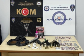 bilecik-haber_edirne-de-uyusturucu-operasyonunda-20-zanli-yakalandi-52619.jpg