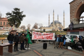 bilecik-haber_edirne-ve-tekirdag-da-suriyeliler-baas-rejiminin-cokmesini-kutladi-48948.jpg