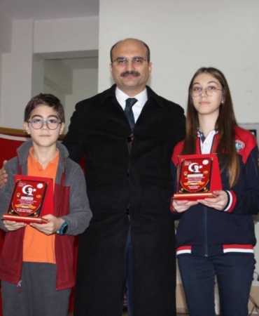 bilecik-haber_gelibolu-da-istiklal-marsi-sairi-mehmet-akif-ersoy-anildi-52714.jpg