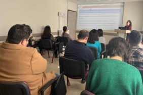 bilecik-haber_gelibolu-da-kurum-personelleri-aids-konusunda-bilgilendirildi-47648.jpg
