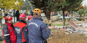 bilecik-haber_guncelleme-4-beylikduzu-nde-bir-binadaki-dogal-gaz-patlamasinda-1-kisi-oldu-3-kisi-yaralandi-48845.jpg