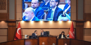 bilecik-haber_ibb-meclisinde-arizali-yuruyen-merdiven-ile-asansorlere-iliskin-soru-onergesi-49151.jpg