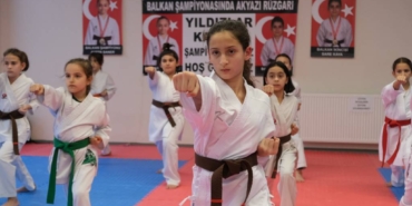 bilecik-haber_iller-arasi-sampiyonalarda-madalyalari-toplayan-meryem-in-hedefi-milli-sporcu-olmak-49378.jpg