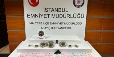 bilecik-haber_istanbul-da-servis-minibusunde-uyusturucu-ticareti-yaptigi-iddiasiyla-yakalanan-supheli-tutuklandi-49537.jpg
