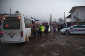 Jandarma sürücüleri hem uyardı hem denetledi
