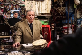 bilecik-haber_karagoz-sanatcisi-sinasi-usta-kadim-sanati-yasatiyor-48072.jpg