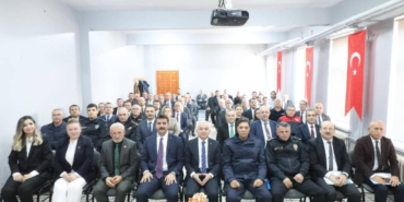 bilecik-haber_kirklareli-valisi-turan-pehlivankoy-ilcesinde-muhtarlar-toplantisina-katildi-49880.jpg