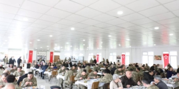 bilecik-haber_kirklareli-valisi-turan-sehit-aileleri-ve-gazilerle-bir-araya-geldi-52500.jpg