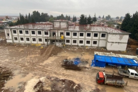 bilecik-haber_kocaeli-buyuksehir-belediyesinin-hatay-da-yaptirdigi-okulun-kaba-insaatinda-sona-gelindi-52821.jpg