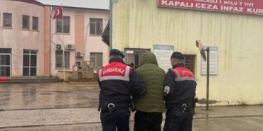 bilecik-haber_kocaeli-de-16-yil-kesinlesmis-hapis-cezasiyla-aranan-hukumlu-yakalandi-53123.jpg