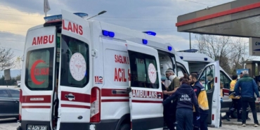 bilecik-haber_kocaeli-de-akaryakit-istasyonunda-cikan-kavgada-7-kisi-yaralandi-48854.jpg