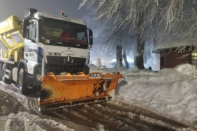 bilecik-haber_kocaeli-de-karla-mucadele-ekipleri-yilbasi-hazirliklarini-tamamladi-53374.jpg
