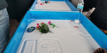 "Kum terapisi" etkinliğinde bir araya geldiler