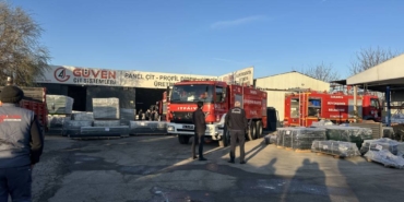 bilecik-haber_sakarya-da-cit-uretim-tesisinde-cikan-yangin-sonduruldu-51160.jpg