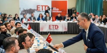 bilecik-haber_sakarya-da-patronlarin-vizyonu-sirketlerin-gelecegini-belirliyor-programi-duzenlendi-51702.jpg