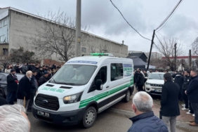 bilecik-haber_spor-camiasi-cig-dusmesi-sonucu-olen-judocu-emre-yazgan-in-yasini-tutuyor-51798.jpg
