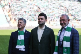 bilecik-haber_turkiye-nin-otomobili-togg-bursaspor-a-sponsor-oldu-50285.jpg