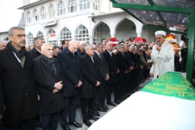 bilecik-haber_tzob-genel-baskani-bayraktar-in-vefat-eden-agabeyinin-cenazesi-sakarya-da-defnedildi-48832.jpg