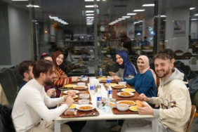 bilecik-haber_umraniye-belediyesinden-universite-ogrencilerine-ucretsiz-yemek-hizmeti-50456.jpg