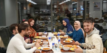bilecik-haber_umraniye-belediyesinden-universite-ogrencilerine-ucretsiz-yemek-hizmeti-50456.jpg