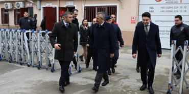 bilecik-haber_vali-yunus-sezer-edirne-il-goc-idaresi-mudurlugu-ve-geri-gonderme-merkezini-ziyaret-etti-52692.jpg