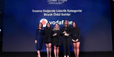 bilecik-haber_vodafone-a-peryon-den-buyuk-odul-50594.jpg