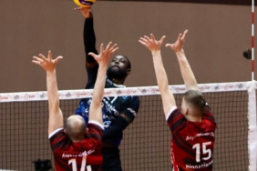 bilecik-haber_voleybol-sms-grup-efeler-ligi-47184.jpg