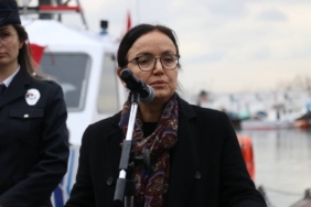 bilecik-haber_yalova-da-gemi-adami-egitimini-tamamlayan-polislere-sertifikalari-verildi-50140.jpg