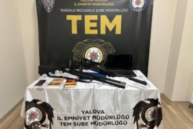 bilecik-haber_yalova-da-teror-orgutu-deas-operasyonunda-yakalanan-8-supheli-tutuklandi-48847.jpg