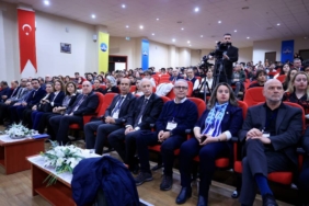 bilecik-haber_yapay-zekanin-olasi-fayda-ve-zararlari-trakya-universitesi-ndeki-calistayda-ele-alindi-49601.jpg