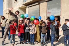 bilecik-haber_yetim-vakfi-suriye-icin-yardim-kampanyasiyla-70-bin-kisiye-ulasmayi-hedefliyor-51360.jpg