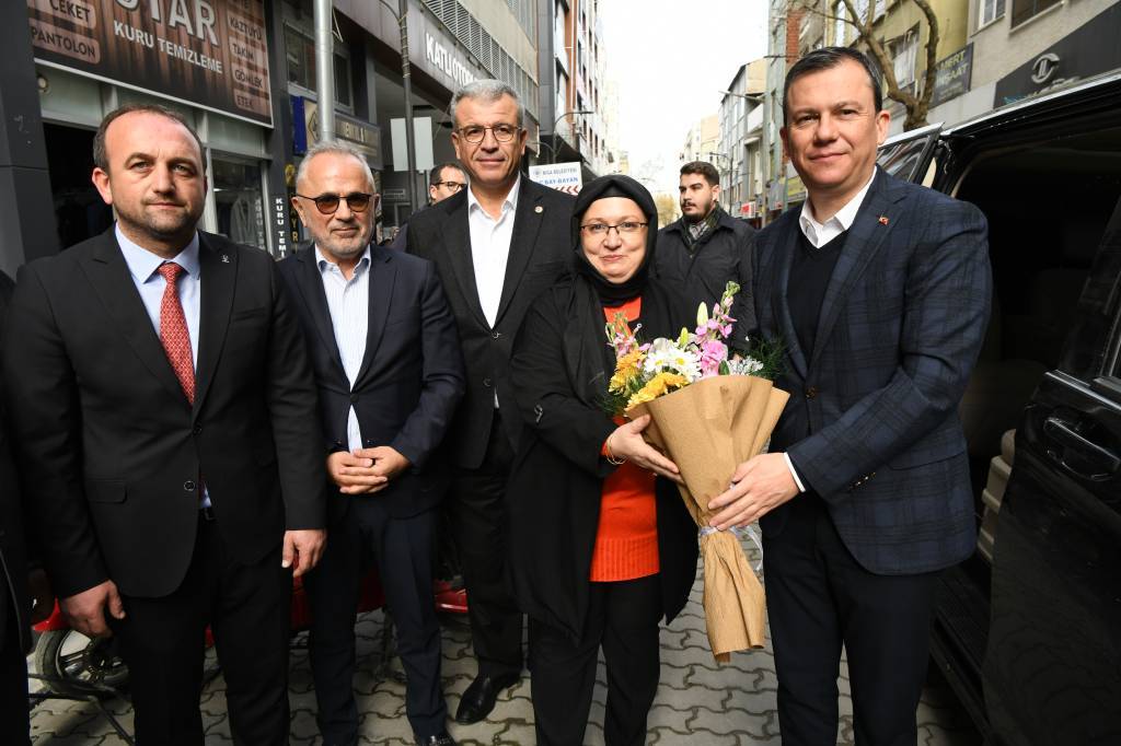 bilecik-haber_ak-parti-genel-sekreteri-sahin-canakkale-de-konustu-57224.jpg