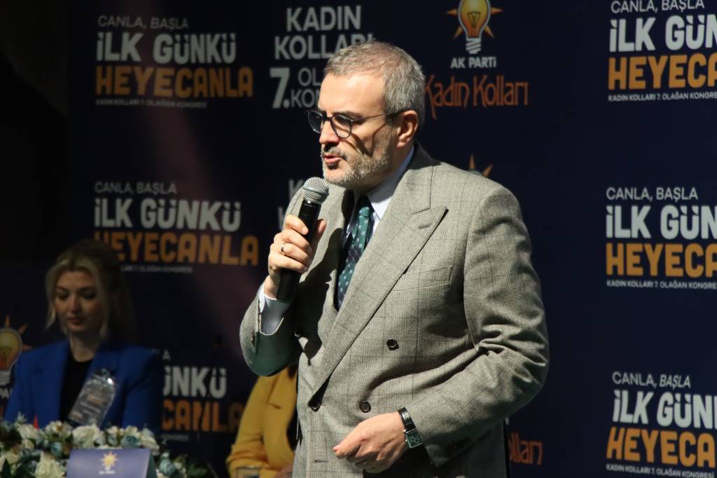 bilecik-haber_ak-parti-mkyk-uyesi-unal-kirklareli-il-kadin-kollari-kongresi-nde-konustu-55304.jpg