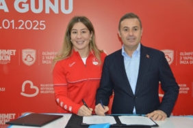 bilecik-haber_balikesir-buyuksehir-belediyespor-milli-sporculari-kadrosuna-katti-53677.jpg