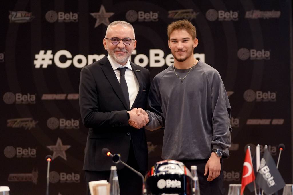 bilecik-haber_beta-enerji-milli-motosikletcilere-sponsor-oldu-56522.jpg