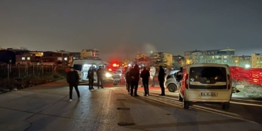 bilecik-haber_bursa-da-otomobilde-silahla-vurulmus-halde-bulunan-genc-kadin-oldu-53719.jpg