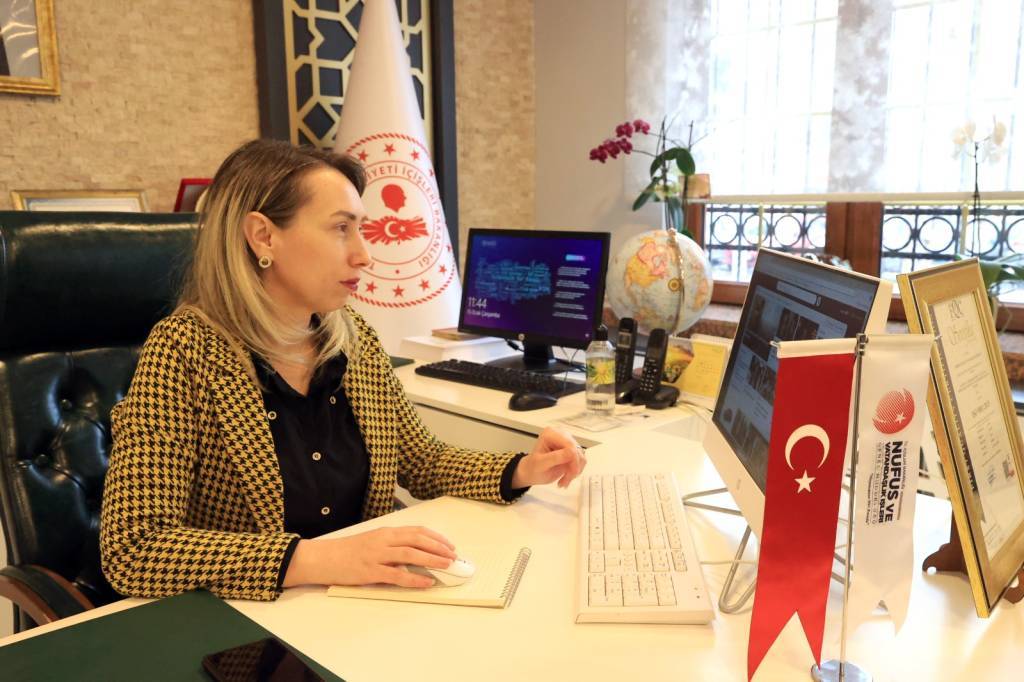 bilecik-haber_edirne-de-kurum-mudurleri-aa-nin-yilin-kareleri-oylamasina-katildi-56587.jpg