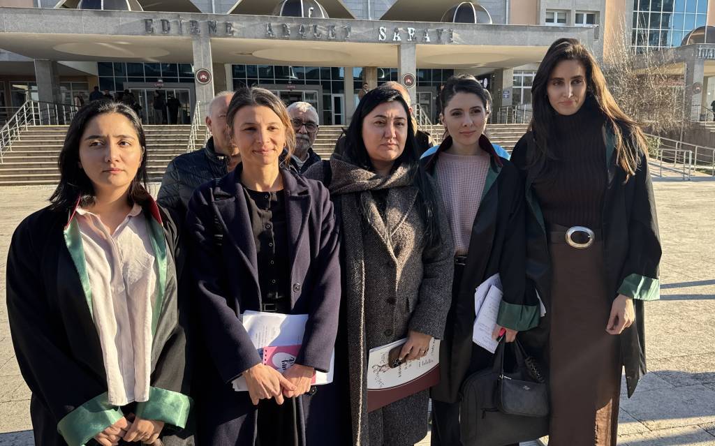 bilecik-haber_edirne-de-otomobil-carpmasi-sonucu-hayatini-kaybeden-doktorun-davasinin-gorulmesine-devam-edildi-56263.jpg