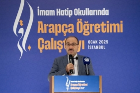 bilecik-haber_istanbul-da-imam-hatip-okullarinda-arapca-ogretimi-calistayi-duzenlendi-54031.jpg