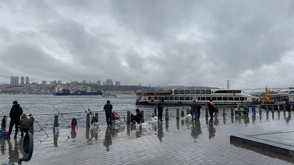 bilecik-haber_istanbul-da-saganak-araliklarla-etkili-oluyor-55231.jpg