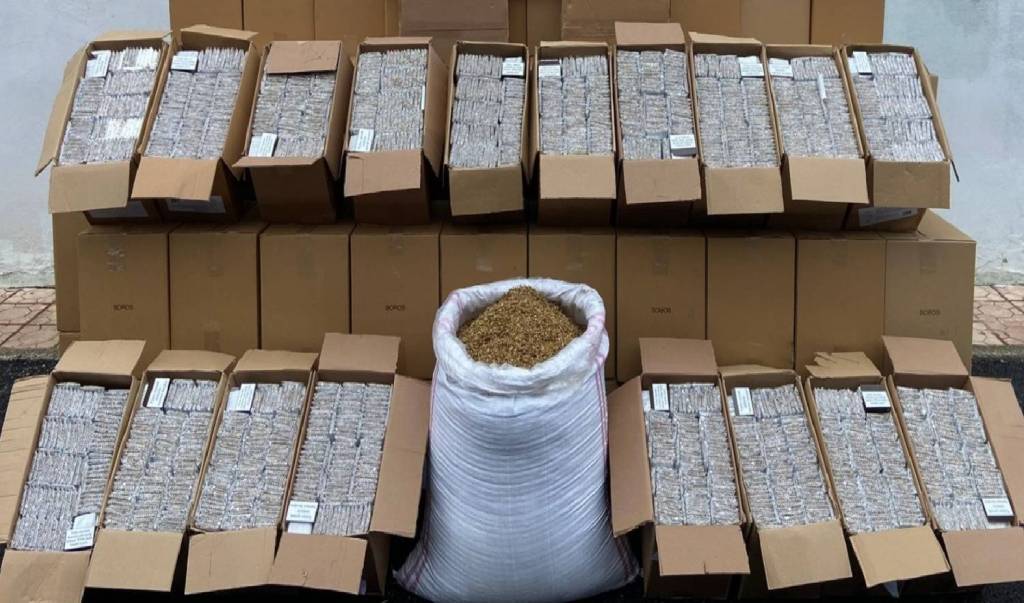 bilecik-haber_kocaeli-de-1-milyon-220-bin-makaron-ele-gecirildi-55818.jpg
