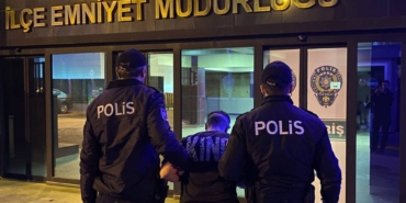 bilecik-haber_kocaeli-de-17-yil-11-ay-kesinlesmis-hapis-cezasiyla-aranan-hukumlu-yakalandi-54329.jpg