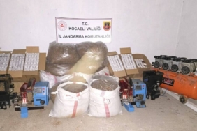 bilecik-haber_kocaeli-de-600-kilogram-kacak-tutun-ve-105-bin-800-makaron-ele-gecirildi-54327.jpg