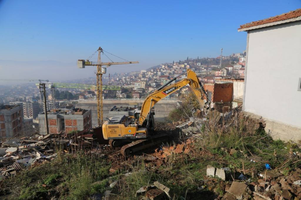 bilecik-haber_kocaeli-de-cedit-mahallesi-nde-kentsel-donusum-alani-genisliyor-55411.jpg