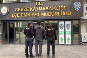 bilecik-haber_kocaeli-de-kesinlesmis-hapis-cezasi-bulunan-2-hukumlu-yakalandi-54670.jpg